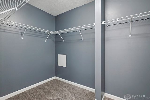 9452 Oak Brook Drive, Centerville, OH 45458