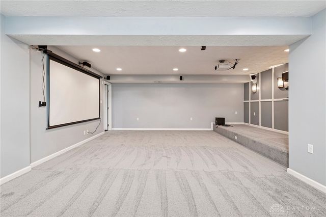 9452 Oak Brook Drive, Centerville, OH 45458