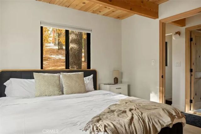 26664 Thunderbird Drive, Lake Arrowhead, CA 92352