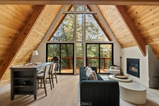 26664 Thunderbird Drive, Lake Arrowhead, CA 92352