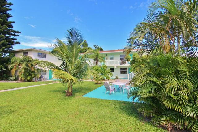 221 SE 3rd Avenue 6, Boynton Beach, FL 33435