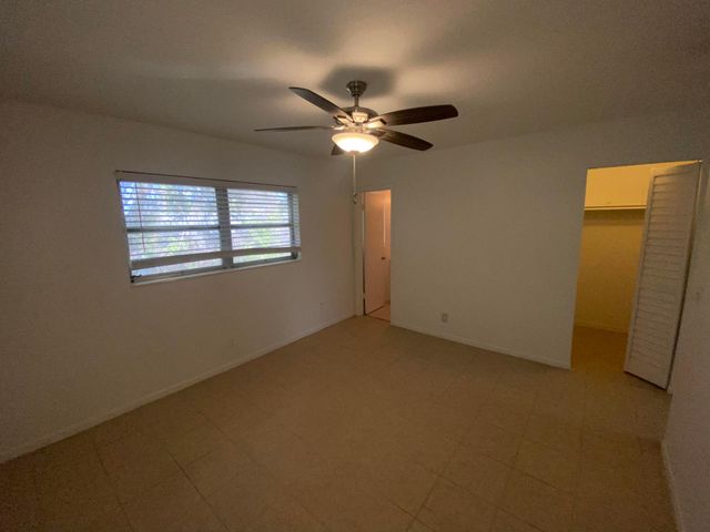 221 SE 3rd Avenue 6, Boynton Beach, FL 33435