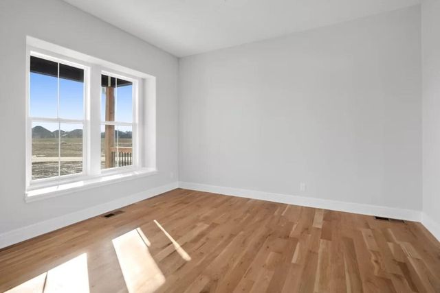 12552 S Meadow View Street, Olathe, KS 66061