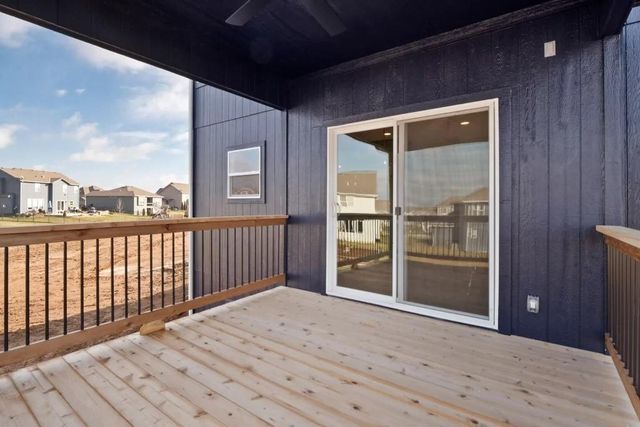 12552 S Meadow View Street, Olathe, KS 66061