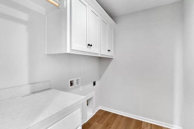 12552 S Meadow View Street, Olathe, KS 66061