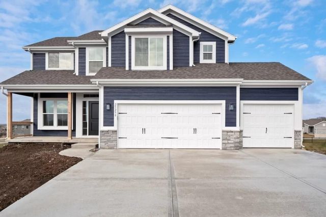 12552 S Meadow View Street, Olathe, KS 66061