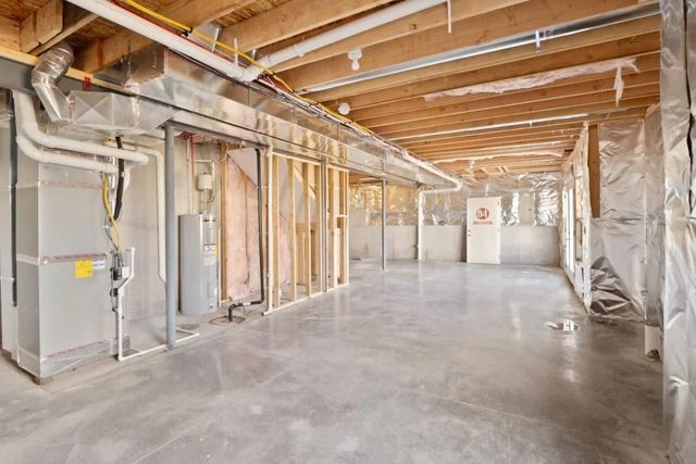 12552 S Meadow View Street, Olathe, KS 66061