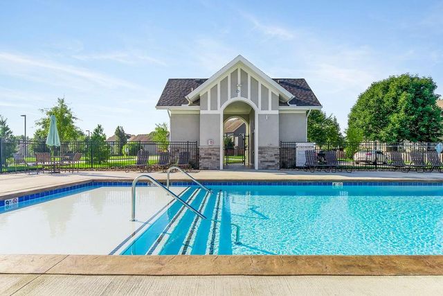 12552 S Meadow View Street, Olathe, KS 66061