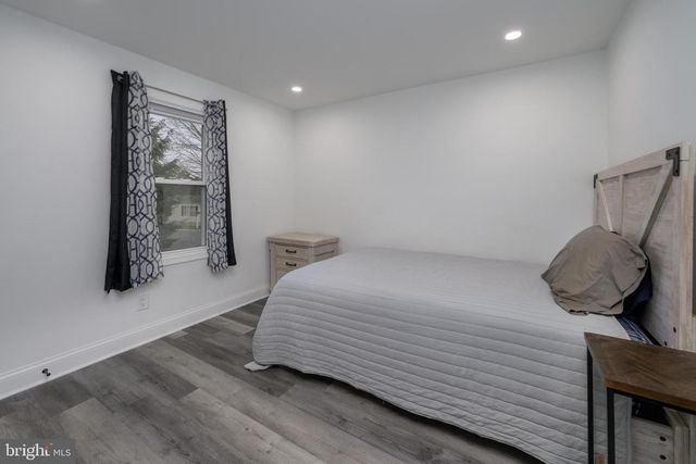 401 MAPLEHURST, Manchester, NJ 08759