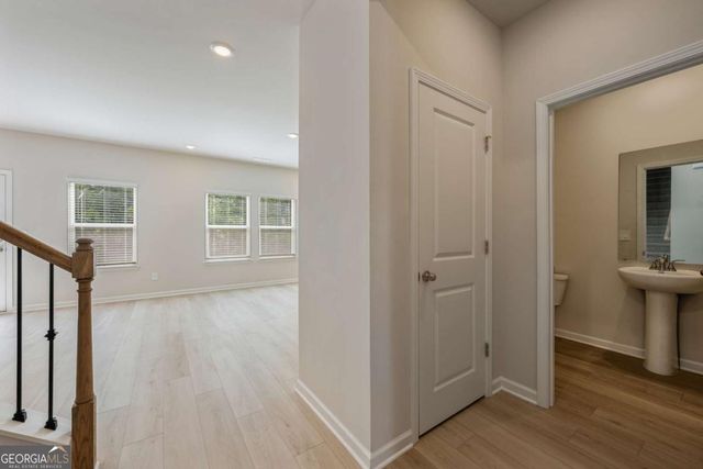 6921 Winchester Place, Fairburn, GA 30213