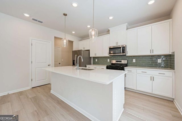 6921 Winchester Place, Fairburn, GA 30213