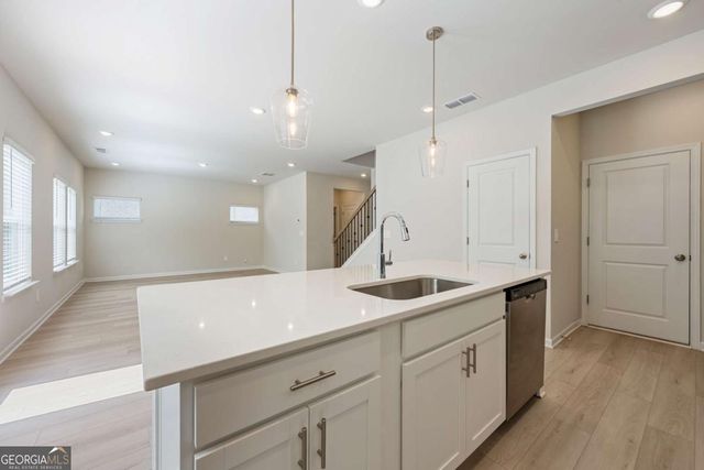 6921 Winchester Place, Fairburn, GA 30213
