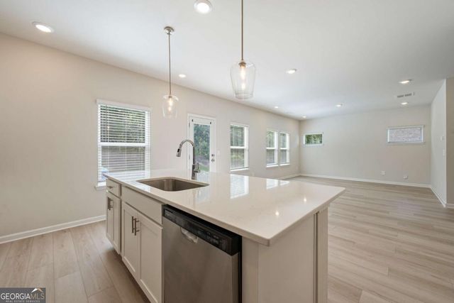 6921 Winchester Place, Fairburn, GA 30213