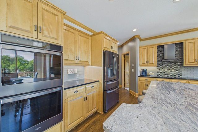 9365 Shetland Road, Eden Prairie, MN 55347