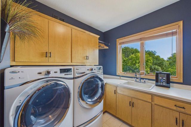 9365 Shetland Road, Eden Prairie, MN 55347
