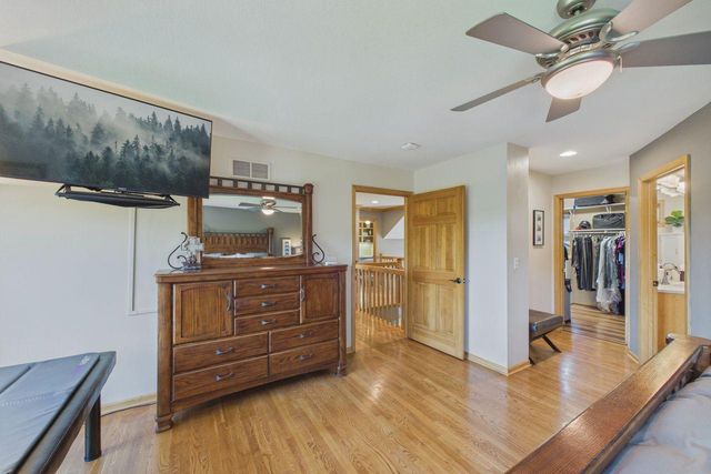 9365 Shetland Road, Eden Prairie, MN 55347