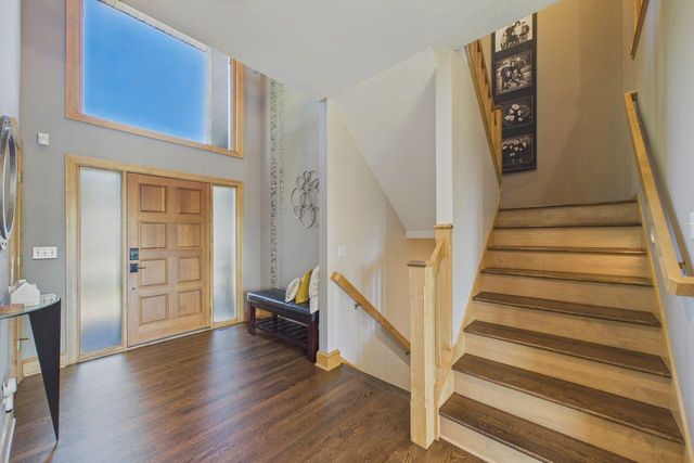 9365 Shetland Road, Eden Prairie, MN 55347