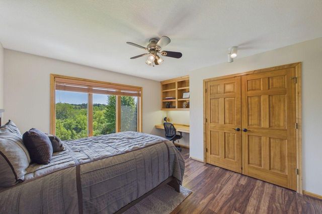 9365 Shetland Road, Eden Prairie, MN 55347