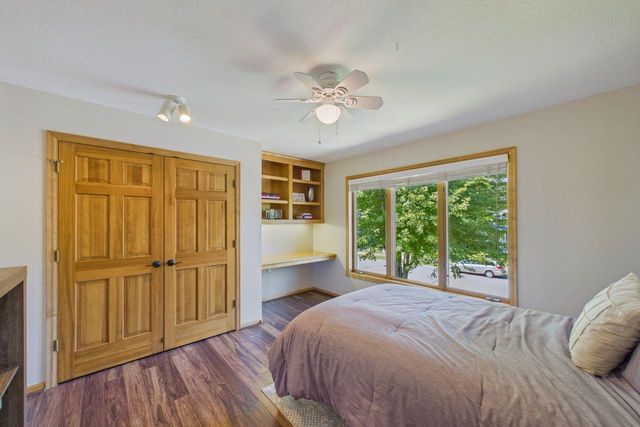 9365 Shetland Road, Eden Prairie, MN 55347