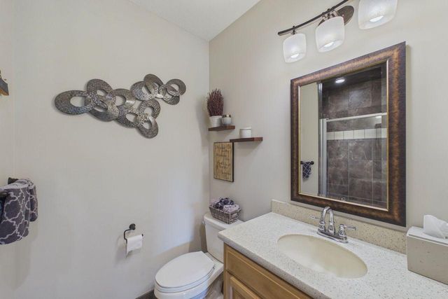 9365 Shetland Road, Eden Prairie, MN 55347