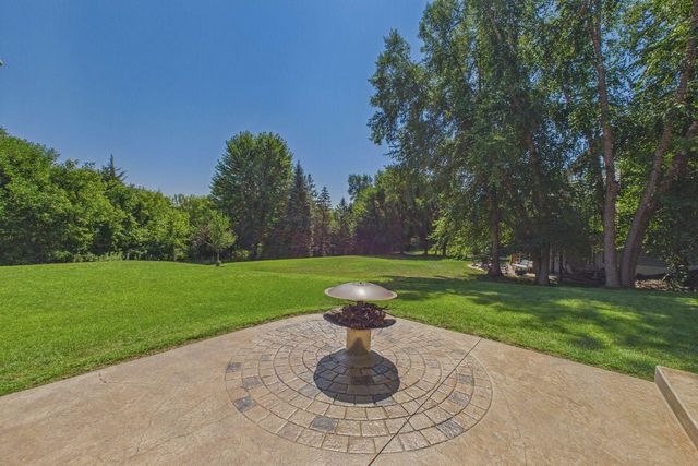 9365 Shetland Road, Eden Prairie, MN 55347