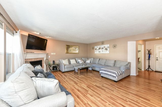 8519 Walden Trace Drive, Indianapolis, IN 46278