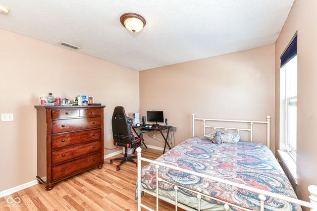 8519 Walden Trace Drive, Indianapolis, IN 46278