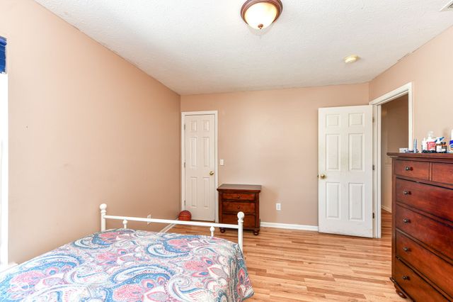 8519 Walden Trace Drive, Indianapolis, IN 46278