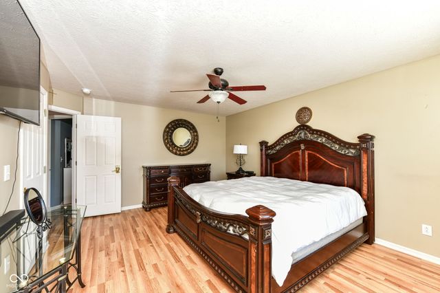 8519 Walden Trace Drive, Indianapolis, IN 46278