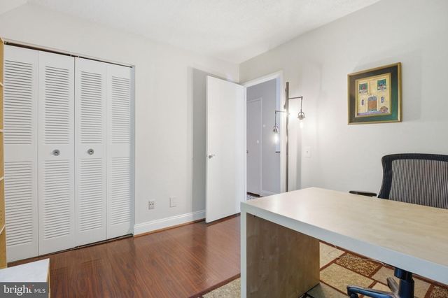 1509 FARSTA CT, Reston, VA 20190