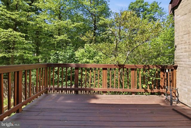1509 FARSTA CT, Reston, VA 20190