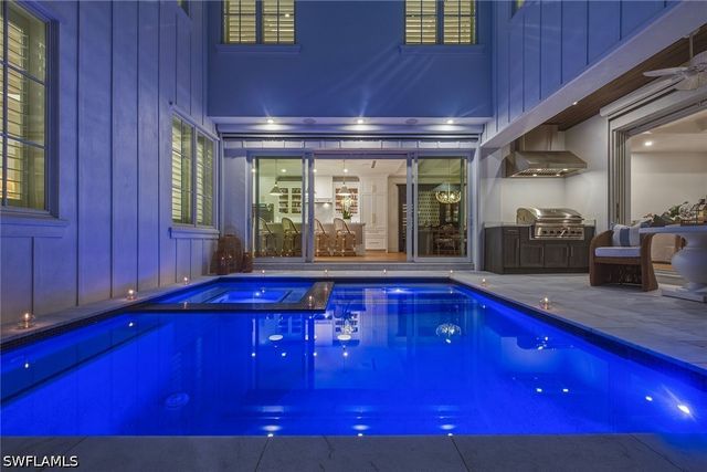844 8th ST S, Naples, FL 34102