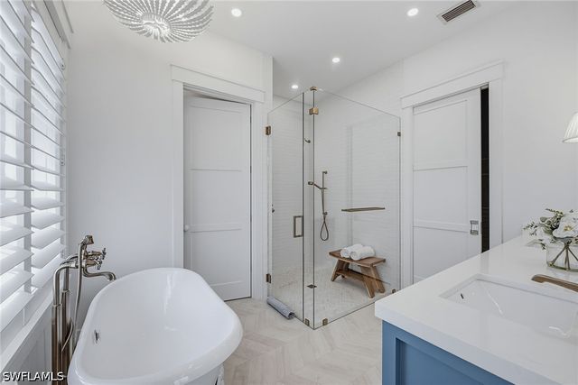 844 8th ST S, Naples, FL 34102