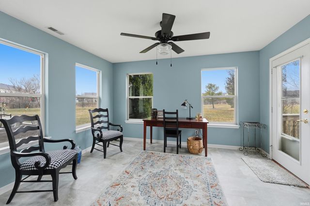 10650 Bookcliff Cove, New Haven, IN 46774