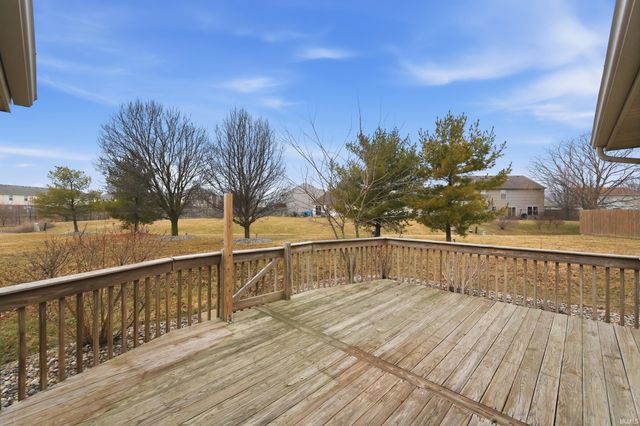 10650 Bookcliff Cove, New Haven, IN 46774