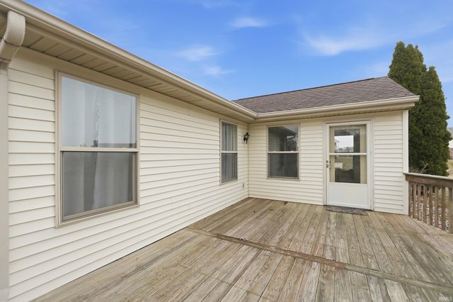 10650 Bookcliff Cove, New Haven, IN 46774