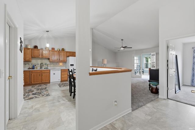 10650 Bookcliff Cove, New Haven, IN 46774