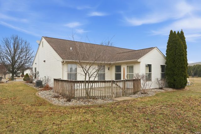 10650 Bookcliff Cove, New Haven, IN 46774