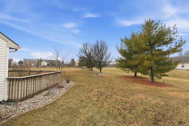 10650 Bookcliff Cove, New Haven, IN 46774