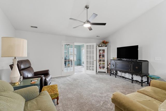 10650 Bookcliff Cove, New Haven, IN 46774