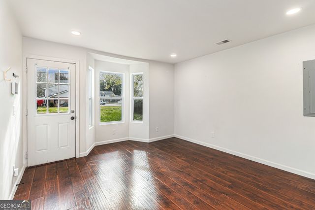 19 Walnut Street, Aragon, GA 30104