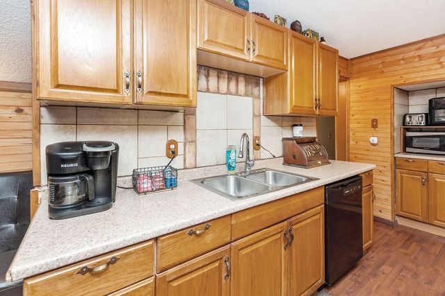 2868 State Highway 37 N, Clarksville, TX 75426