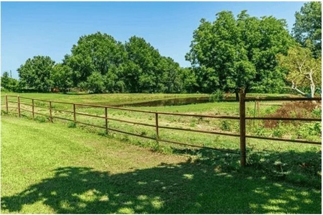 2868 State Highway 37 N, Clarksville, TX 75426