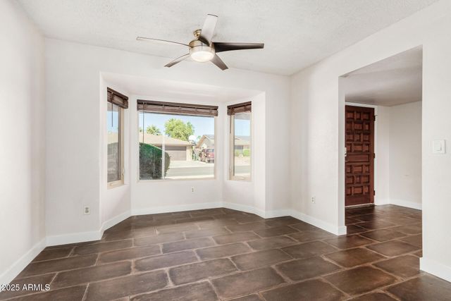 1119 E RENEE Drive E, Phoenix, AZ 85024