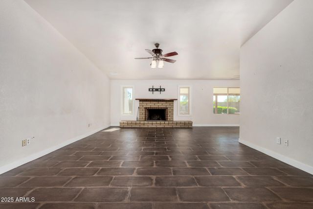 1119 E RENEE Drive E, Phoenix, AZ 85024