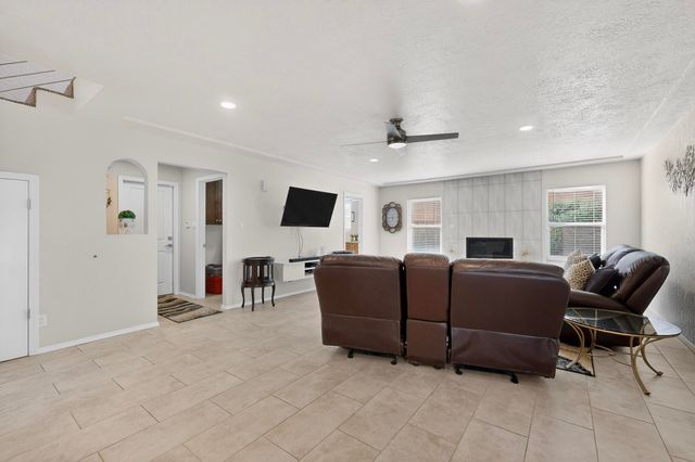 4000 Amy Kay Court NW, Albuquerque, NM 87107