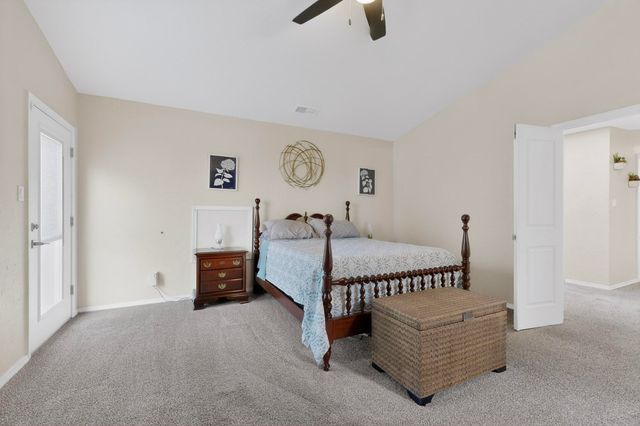 4000 Amy Kay Court NW, Albuquerque, NM 87107