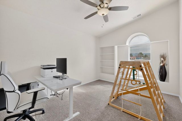 4000 Amy Kay Court NW, Albuquerque, NM 87107