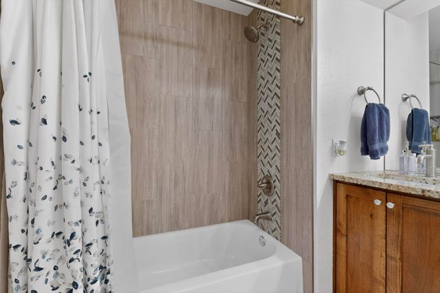 4000 Amy Kay Court NW, Albuquerque, NM 87107