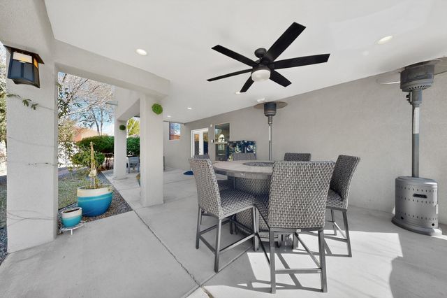 4000 Amy Kay Court NW, Albuquerque, NM 87107